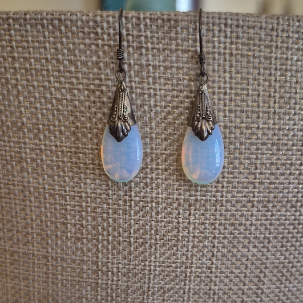 Irridencent 1.5 Drop Earrings